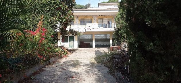 Foto 1 de Casa en venda a calle Caldetes de 7 habitacions amb terrassa i garatge