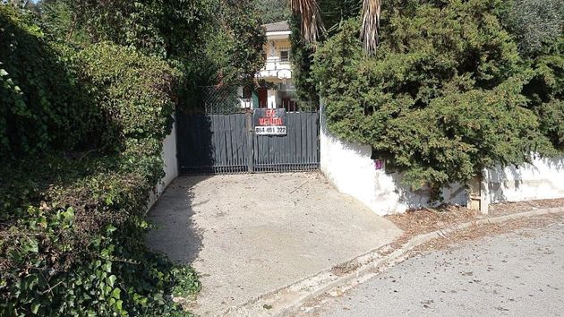 Foto 2 de Casa en venda a calle Caldetes de 7 habitacions amb terrassa i garatge