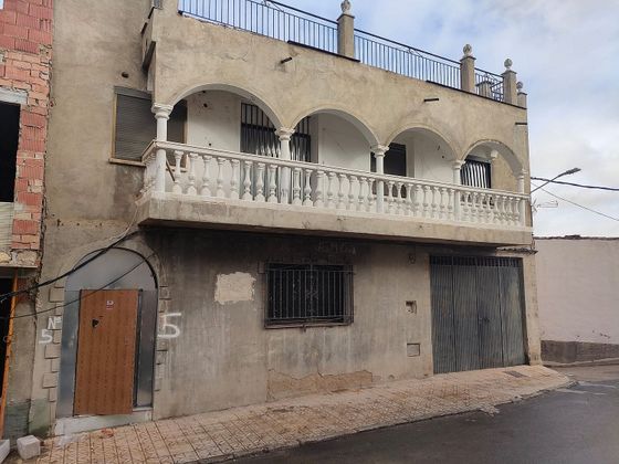 Foto 2 de Casa en venda a calle Cambroneras de 4 habitacions amb terrassa i garatge