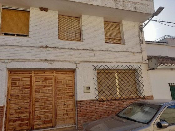 Foto 2 de Casa en venda a calle Antonio Machado de 3 habitacions i 102 m²