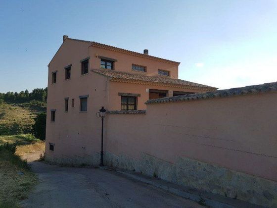 Foto 1 de Casa en venda a Víllora de 4 habitacions amb aire acondicionat