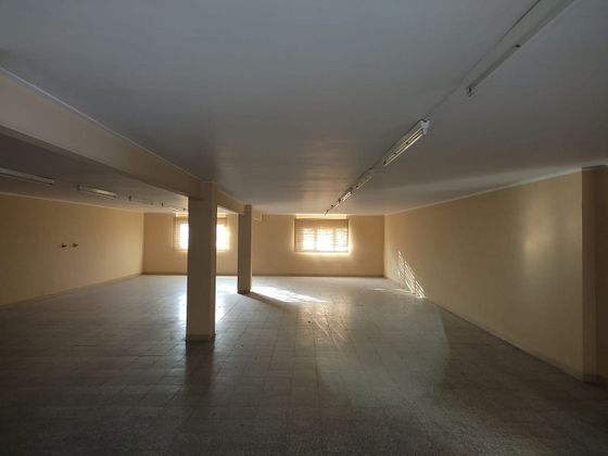 Foto 2 de Edifici en venda a calle D'alonso Martínez de 830 m²