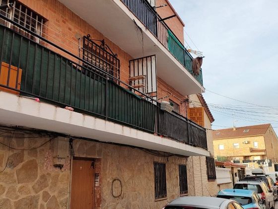 Foto 2 de Edifici en venda a calle Alcalá de 228 m²