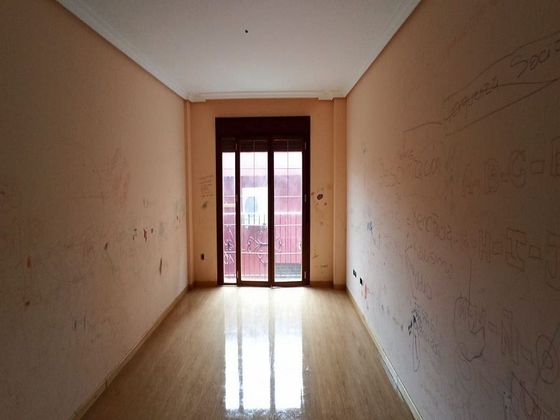 Foto 2 de Venta de piso en calle San Ginés de 3 habitaciones y 81 m²