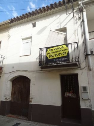Foto 2 de Casa en venta en calle De la Font de 3 habitaciones con garaje