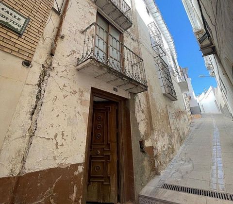 Foto 1 de Casa en venda a calle Alcaudetejo de 2 habitacions amb balcó