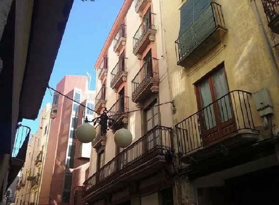Foto 2 de Venta de piso en calle De la Carnisseria de 3 habitaciones con garaje