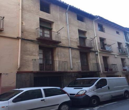 Foto 1 de Casa en venda a avenida De Navarra de 3 habitacions amb terrassa
