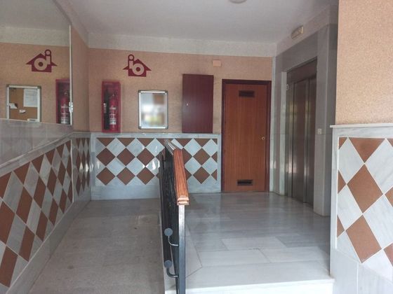 Foto 2 de Pis en venda a calle Andorra de 3 habitacions amb garatge i ascensor