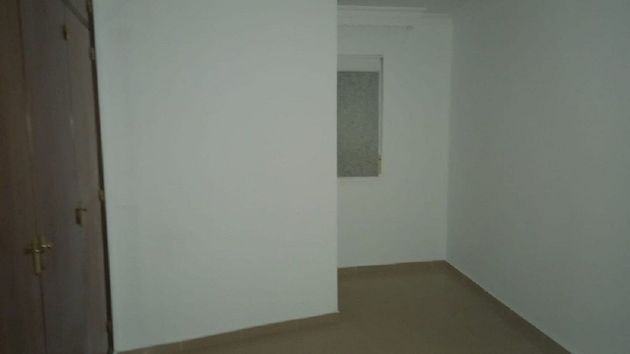 Foto 2 de Pis en venda a calle Conde de Mirasol de 1 habitació i 54 m²
