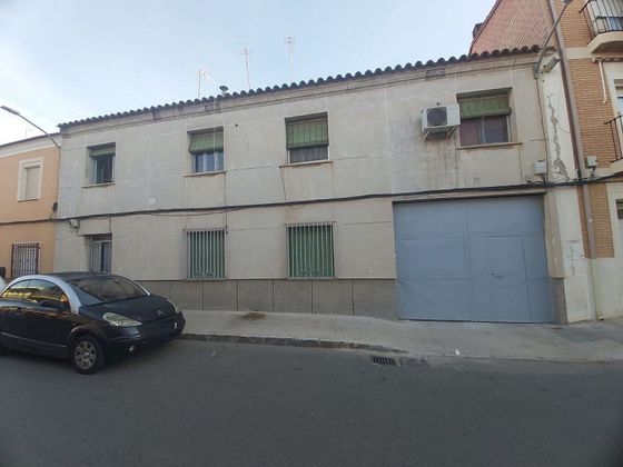 Foto 1 de Pis en venda a calle Herrera de 2 habitacions amb terrassa i balcó