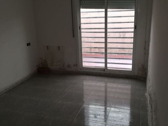 Foto 1 de Piso en venta en calle Ramon y Cajal de 2 habitaciones con terraza y ascensor