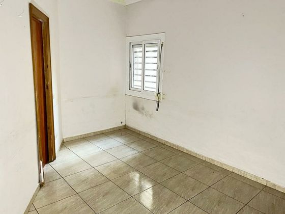 Foto 2 de Pis en venda a calle De Cienfuegos de 3 habitacions amb ascensor