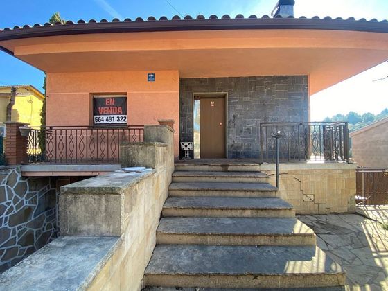 Foto 1 de Casa en venda a urbanización Pineda Bigues de 3 habitacions amb terrassa i piscina