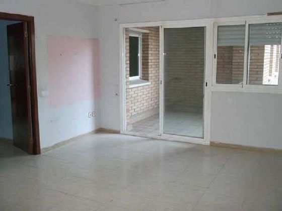 Foto 2 de Venta de piso en calle De Ferrer i Guàrdia de 3 habitaciones con terraza
