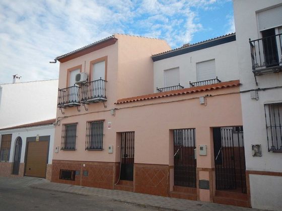 Foto 1 de Venta de casa en calle Tejares de 3 habitaciones y 117 m²
