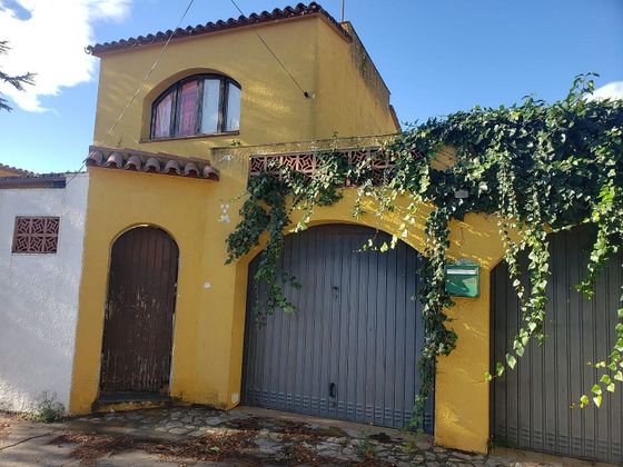 Foto 1 de Casa en venda a pasaje Santana de 2 habitacions amb terrassa i garatge