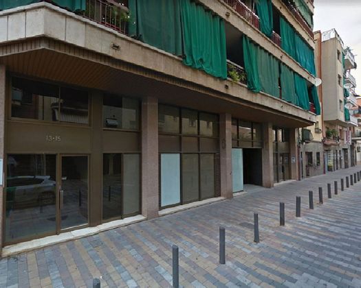 Foto 1 de Local en venda a calle De Víctor Balaguer de 76 m²