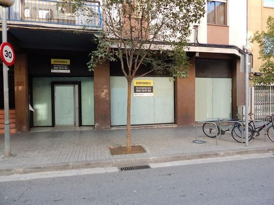 Foto 2 de Local en venda a calle De Pablo Picasso de 201 m²