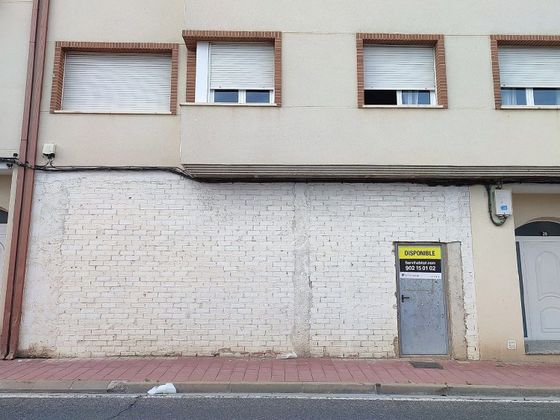 Foto 2 de Local en venda a calle Navas de Tolosa de 310 m²