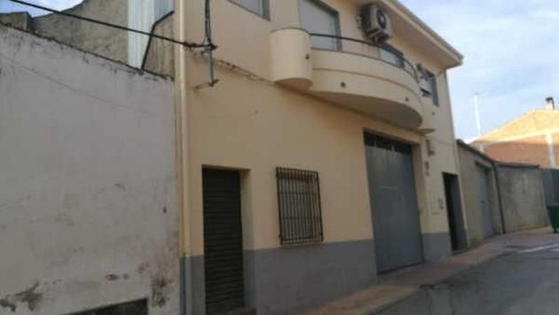Foto 2 de Venta de local en calle Barranco Almona de 150 m²