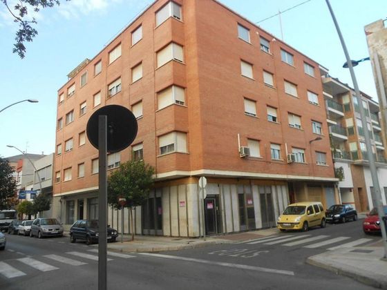 Foto 2 de Oficina en venda a calle Josep Nebot de 122 m²