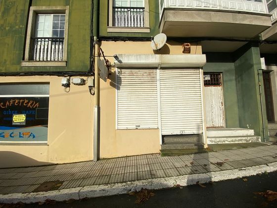Foto 1 de Local en venda a calle Buenaventura Castro Rial de 211 m²
