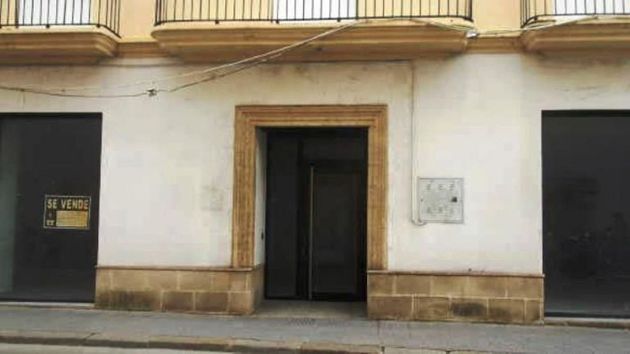 Foto 2 de Venta de oficina en calle Virgen de Los Milagros de 208 m²
