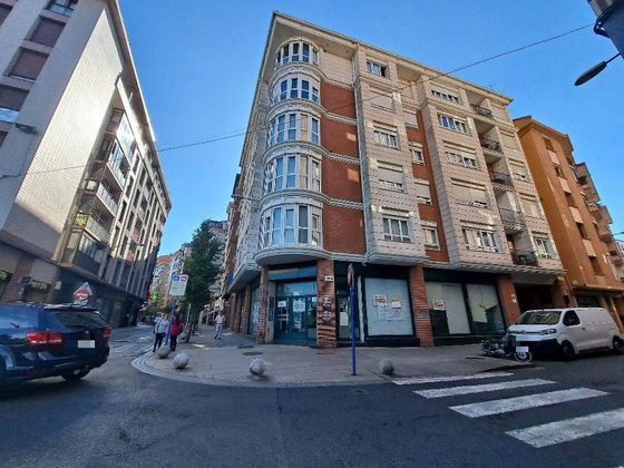 Foto 1 de Venta de local en calle Aldaieta Bidea de 224 m²