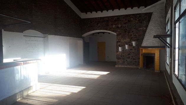 Foto 2 de Venta de edificio en Guillena de 3235 m²