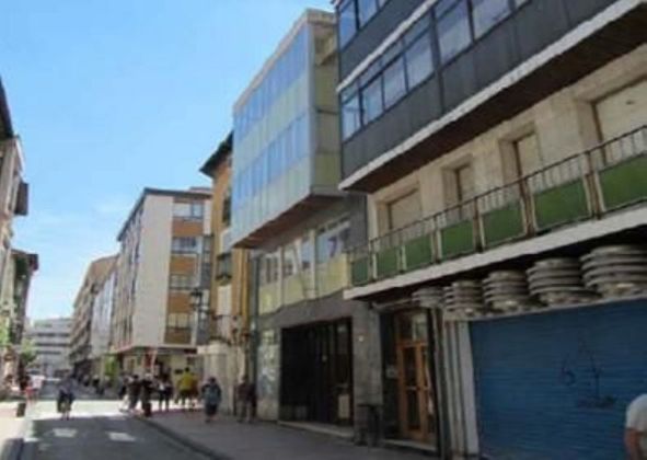 Foto 1 de Edifici en venda a calle Justo Cantón Salazar de 223 m²