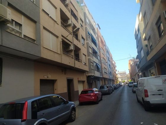 Foto 1 de Venta de local en calle Escrivà Maseres de 172 m²