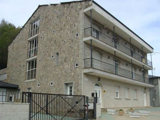 Foto 2 de Edificio en venta en calle Sanabria de 480 m²