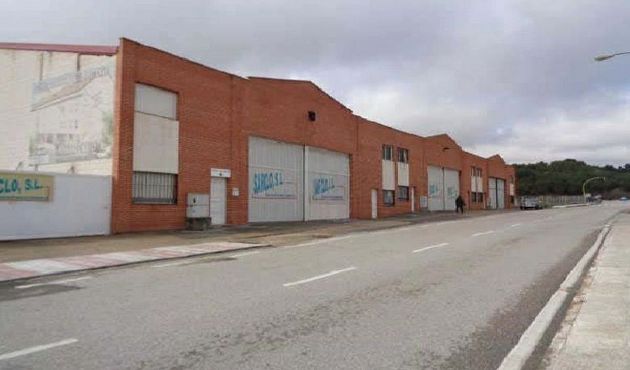 Foto 1 de Nau en venda a carretera De Madrid de 470 m²