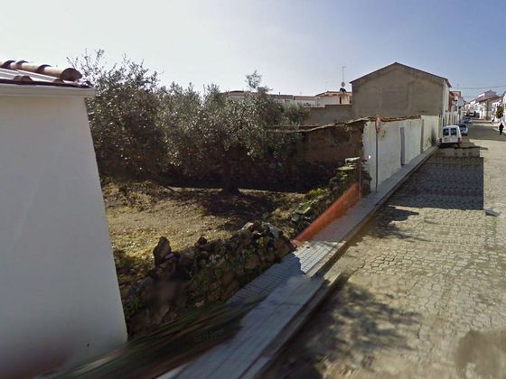 Foto 2 de Venta de terreno en calle Fuente del Tejar de 141 m²