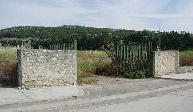 Foto 2 de Venta de terreno en avenida San Miguel de 19903 m²