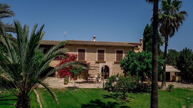 Foto 2 de Chalet en venta en Sant Joan de 6 habitaciones con terraza y piscina