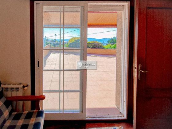 Foto 2 de Xalet en venda a Coruxo - Oia - Saiáns de 3 habitacions amb terrassa i garatge