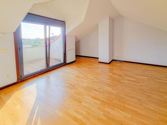 Foto 2 de Casa en venda a Castrelos - Sardoma de 4 habitacions amb terrassa i garatge