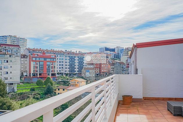 Foto 1 de Àtic en venda a Travesía de Vigo - San Xoán de 2 habitacions amb terrassa i ascensor