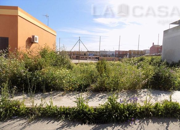 Foto 2 de Venta de terreno en Monteolivete-Camino Sevilla de 56 m²