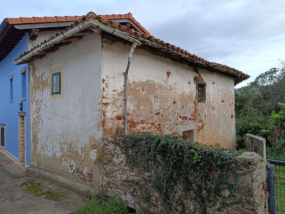 Foto 2 de Casa rural en venda a calle Lugar Bozanes de 3 habitacions amb jardí i balcó