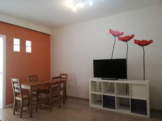 Foto 1 de Alquiler de piso en calle Alonso Barba de 1 habitación con muebles y aire acondicionado