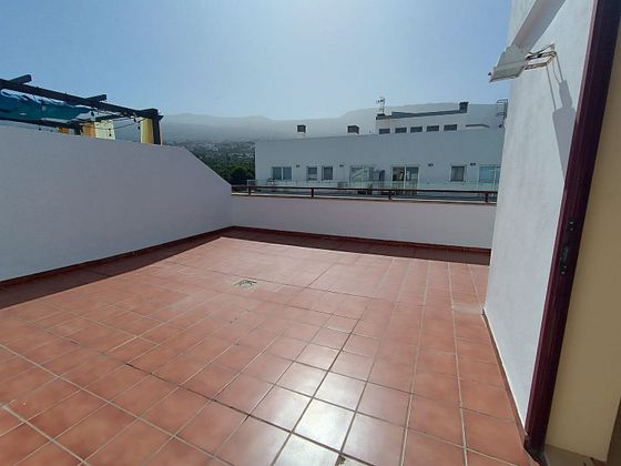 Foto 2 de Dúplex en venda a calle La Gorvorana de 3 habitacions amb terrassa i garatge