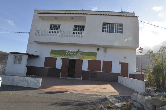 Foto 1 de Casa rural en venta en carretera General del Puertito de Guimar de 5 habitaciones con terraza y balcón