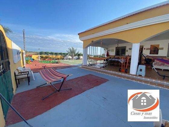 Foto 2 de Xalet en venda a La Torre - Playa de Chilches de 4 habitacions amb terrassa i piscina