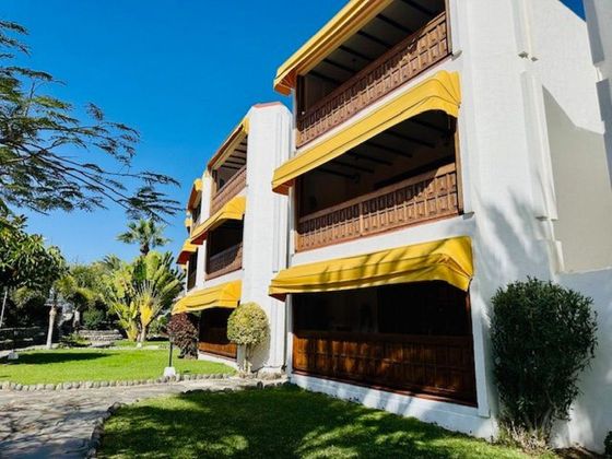 Foto 2 de Piso en venta en Playa del Inglés de 2 habitaciones con terraza y piscina