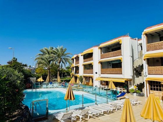Foto 1 de Pis en venda a Playa del Inglés de 2 habitacions amb terrassa i piscina