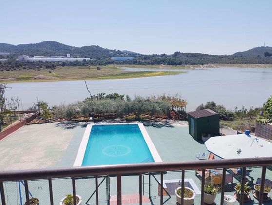 Foto 1 de Chalet en venta en Alcora, l´ de 4 habitaciones con terraza y piscina