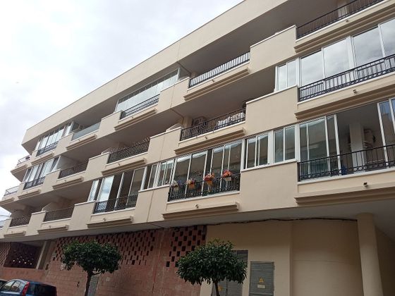 Foto 1 de Venta de piso en Almoradí de 3 habitaciones con terraza y piscina